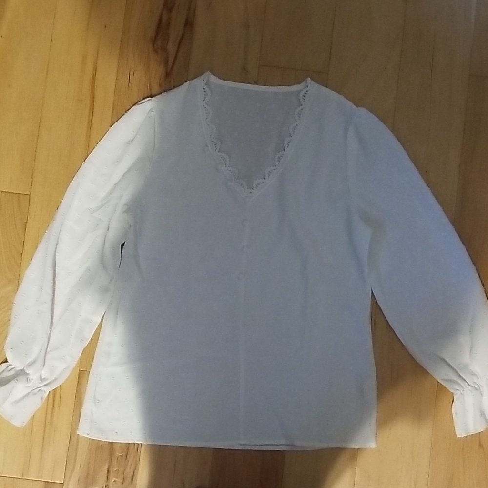 Elegant White Lace Trim Blouse